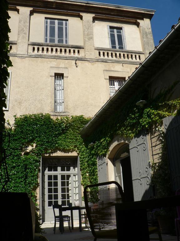 סלון-דה-פרובנס Chambres D'Hotes Maison Auguste מראה חיצוני תמונה